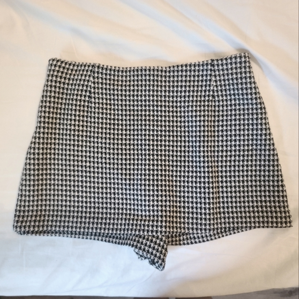 Zara Mini Skort